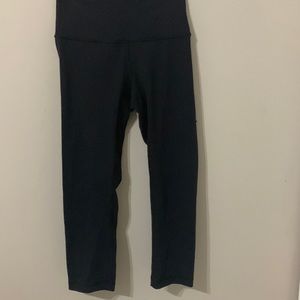 Black lululemon leggings